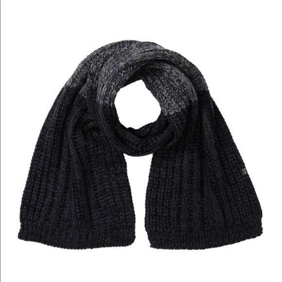 Bickley + Mitchell Chunky Knit Scarf